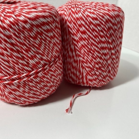 12 Aunt Lydia's Baker's Cotton Crochet Thread Red - Picture 5 of 13